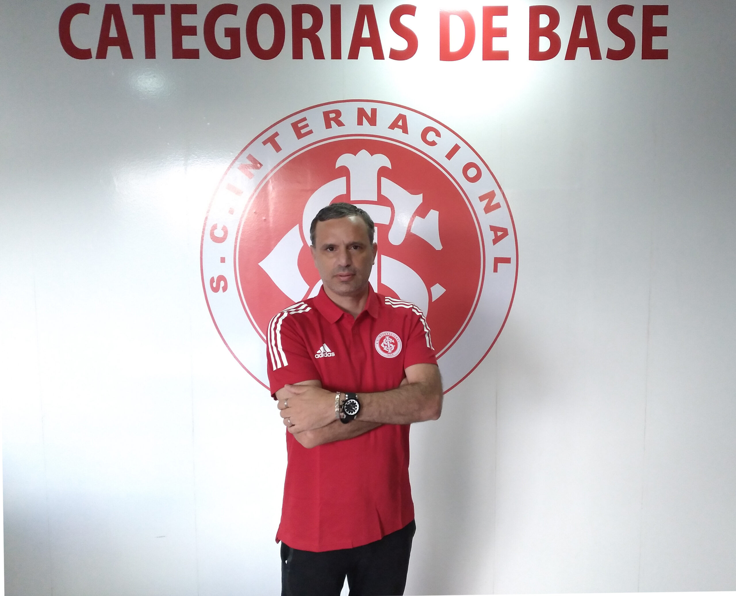 Grossi avisa que Inter adotará posse de bola e jogo ofensivo como política institucional desde a base: "Estou aqui por isso" grossi