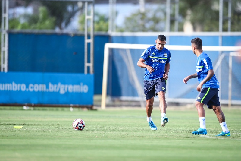 Com retornos, veja provável escalação do Grêmio, horário e transmissão diante do Novo Hamburgo Grêmio