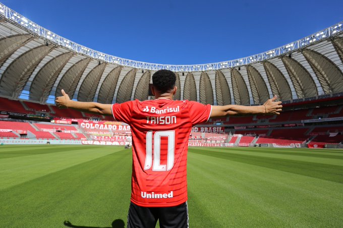 Em primeira coletiva, Taison pede tempo a Ramírez, revela ligação de D'Ale e exige títulos: "Não vim a passeio" Taison