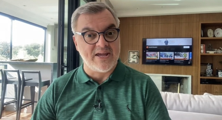 Para Meneghetti, Ramírez precisaria de alguém experiente "tipo Muricy, Abel" do lado e vai balançar se perder o Gauchão A45C7D93-1A3E-4E07-99DE-B3ECEDAA023F