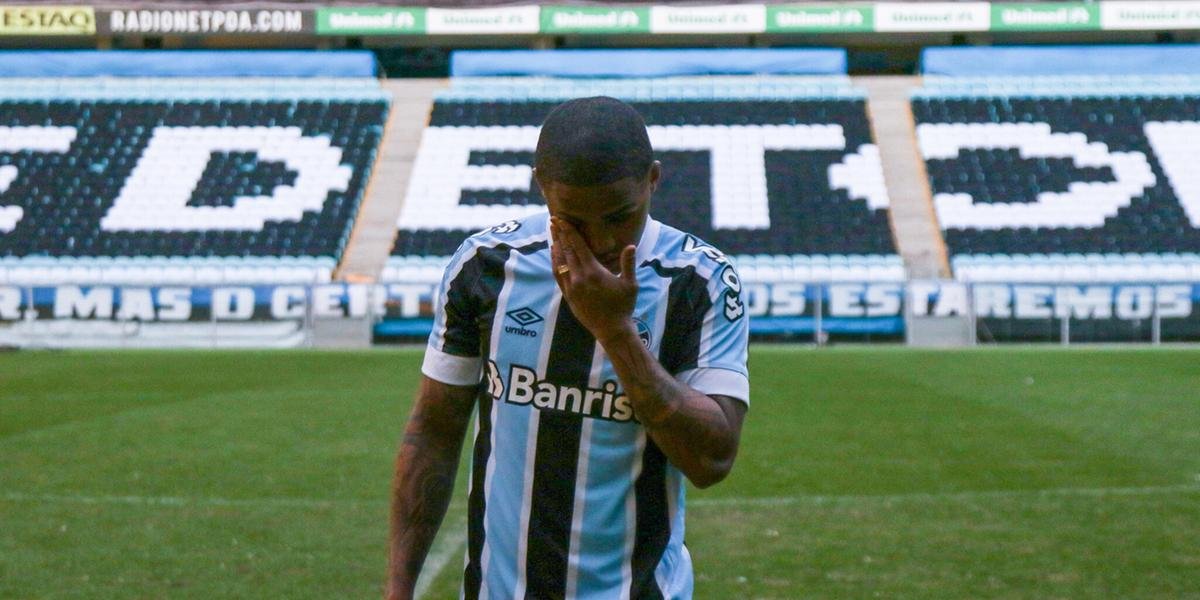 Douglas Costa