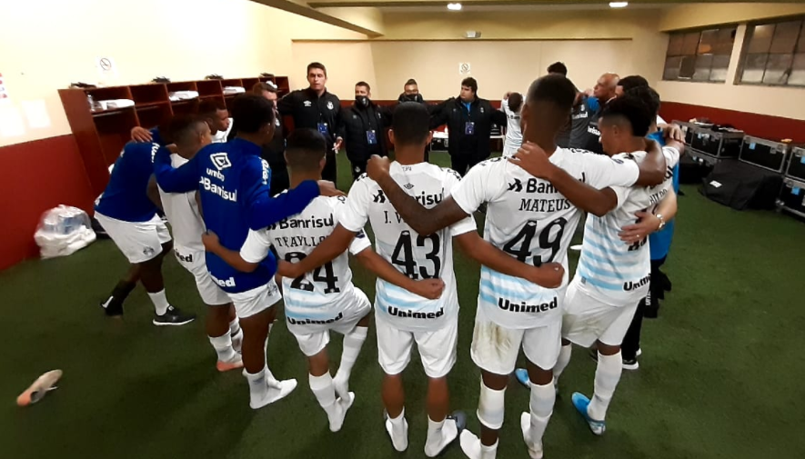 Passagem do Grêmio pelo Equador tem suspeita de lesão grave, pênalti perdido e lances violentos do rival Grêmio