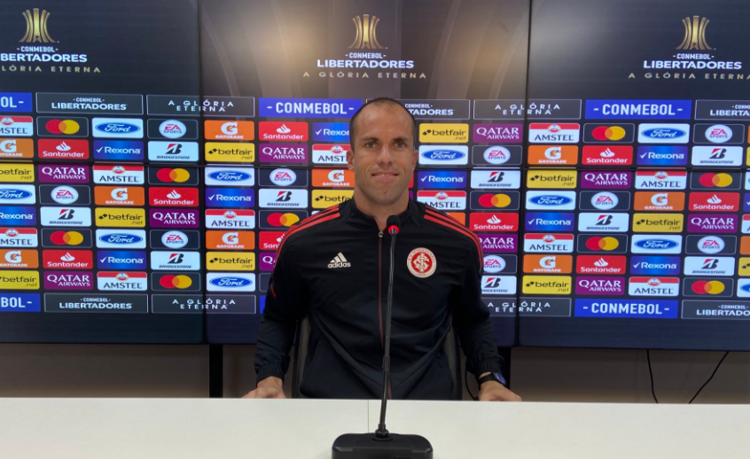 Lomba diz que jogadores do Inter são "privilegiados" e opina sobre caso Guerrero: "Deveria ser uma conversa interna" Lomba