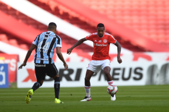 Quem joga? Veja prováveis escalações de Grêmio e Inter, horário e transmissão do Gre-Nal decisivo do Gauchão Ruan