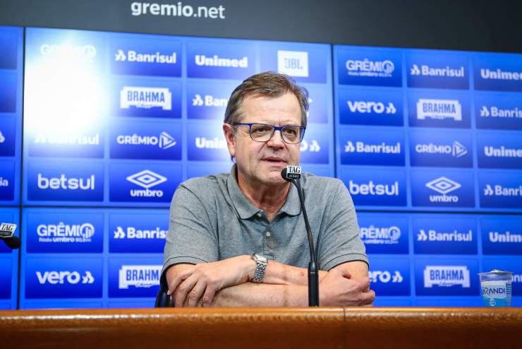 Chegada de Campaz, renovação de Ferreira e estreia de Villasanti: Marcos Herrmann atualiza assuntos do Grêmio Grêmio