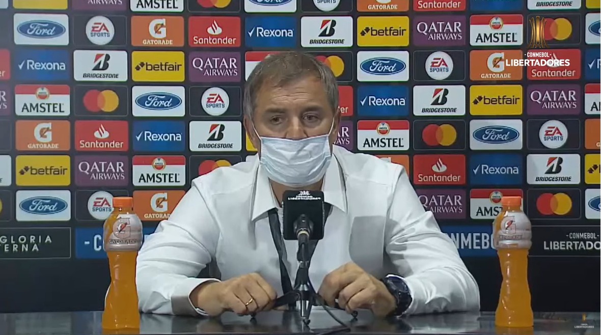 Aguirre explica Patrick até o final, diz que empate "foi bom" e defende Yuri Alberto: "Ainda é um menino" Aguirre