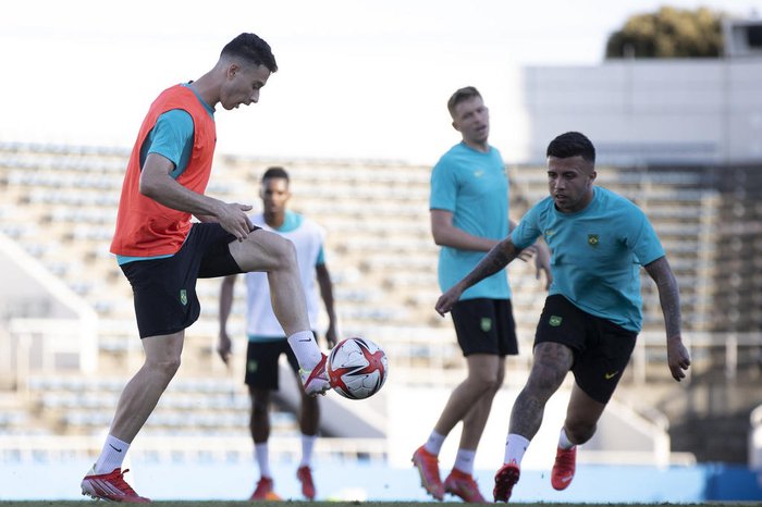Titular, Matheus Henrique ganha elogios do técnico da Seleção Olímpica: "Boas decisões e pouco erro de passe" Matheus Henrique