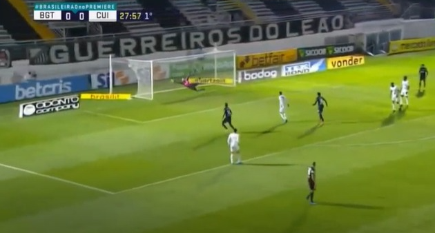 Titular do Bragantino, Praxedes marca primeiro gol no novo clube com belo chute de fora da área; veja o lance Praxedes