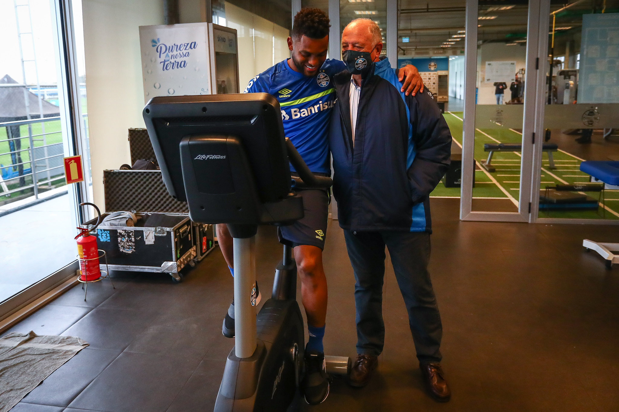 Borja revela ligações de Felipão, cita Barrios e Barcos, agradece confiança e minimiza fase do Grêmio: "Vamos virar" Borja