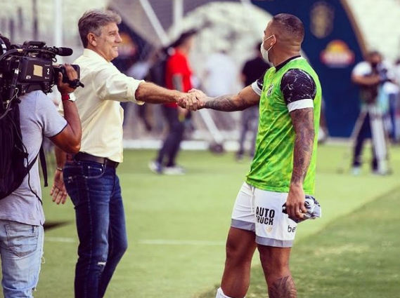 "Só uma coisa a dizer...": campeões no Grêmio, Jael registra nas redes sociais o reencontro com Renato Jael