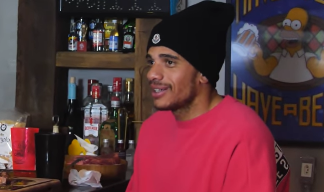 Taison cita jogador do Inter "diferente", fala de D'Alessandro e diz que vai encerrar a carreira em outro clube Taison
