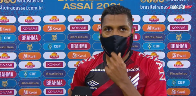 Lei do Ex: Pedro Rocha marca duas vezes contra o Grêmio e se diz "muito feliz" pelo momento no Athletico Pedro Rocha