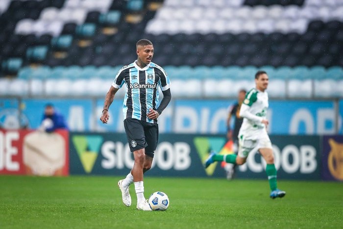 Jean Pyerre volta depois de longo tempo, agrada Felipão e pode gerar transformação no time titular do Grêmio Jean Pyerre