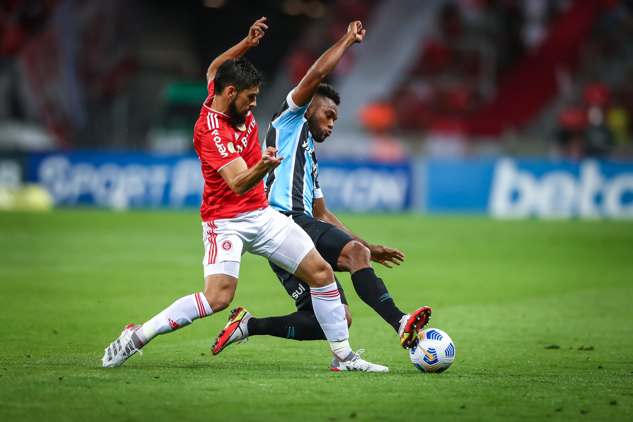 Abatido e sob pressão, Grêmio prepara mudanças profundas no time para seguir vivo no Brasileirão: "Faremos o necessário" Grêmio