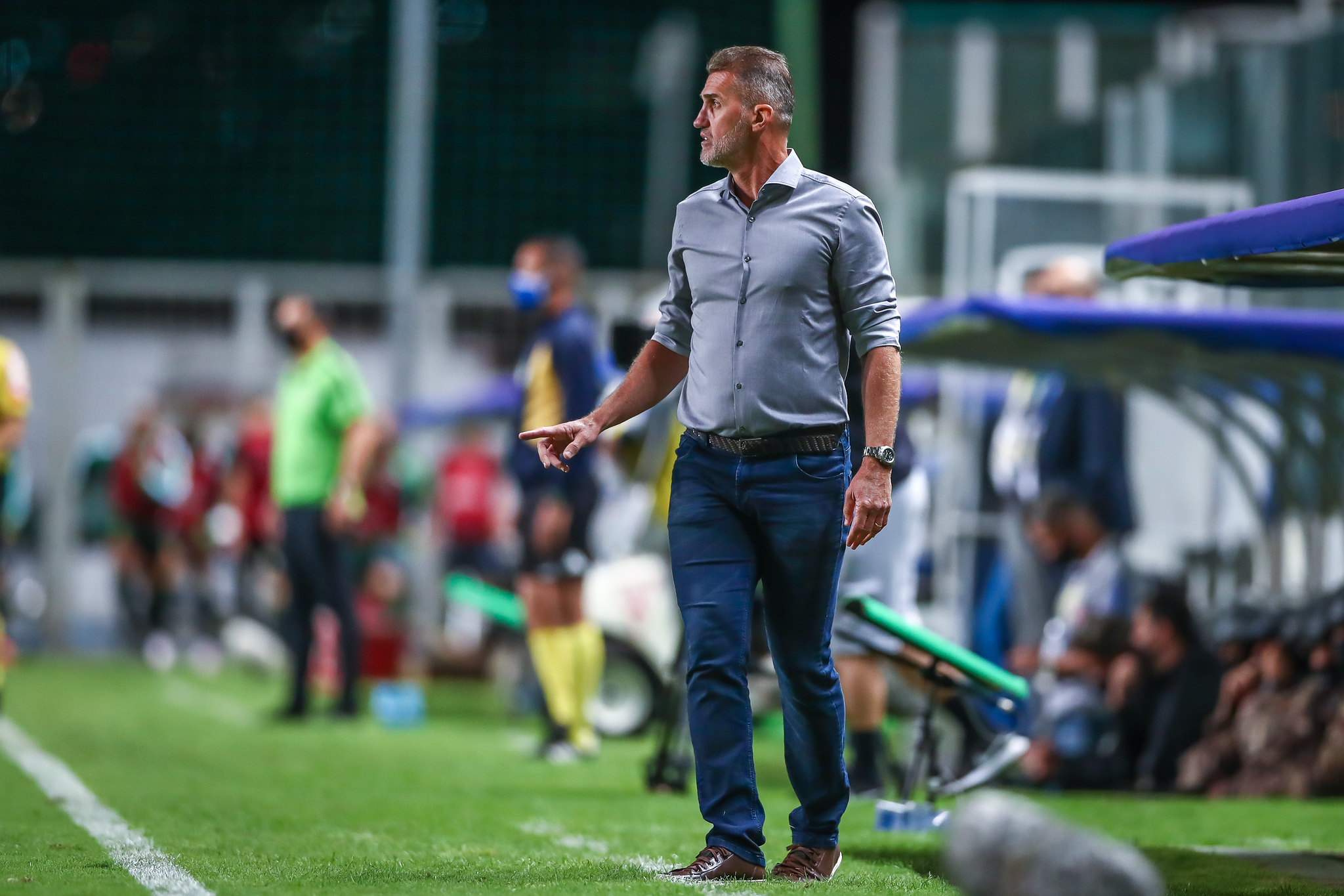 Mancini é bancado pelo Grêmio até o final do Brasileiro, mas tem nova "exigência" a cumprir feita pela direção Mancini