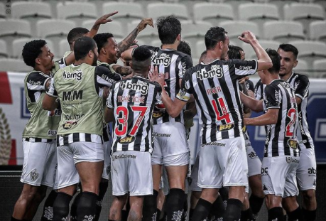 Abrahão quer Grêmio tirando proveito da "ansiedade" do Atlético-MG para sair da fila no Brasileirão: "Temos que ser inteligentes" Atlético-MG