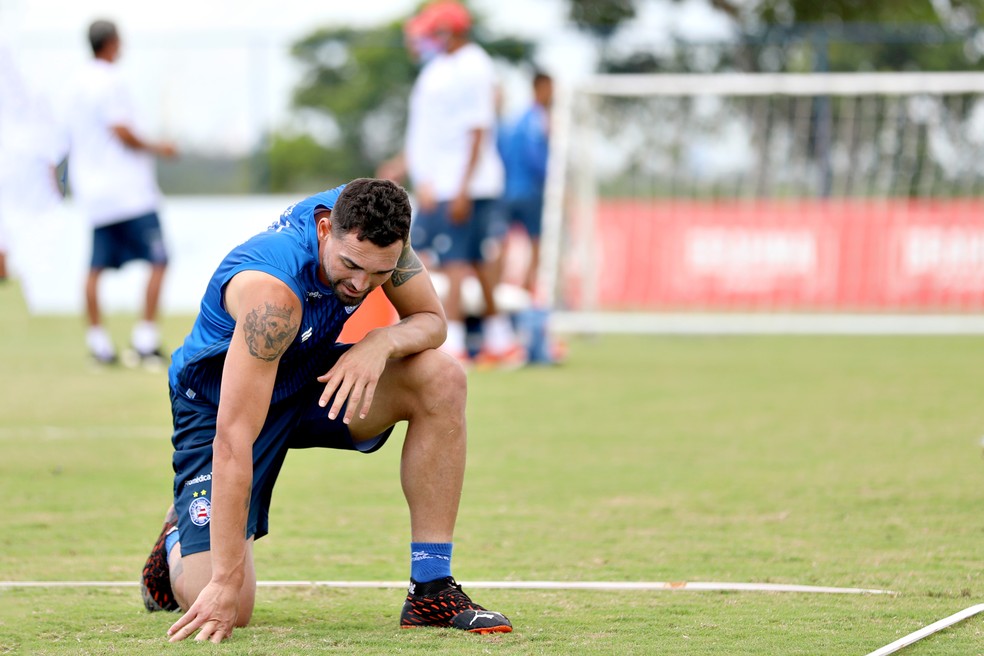 Medo nos adversários? Gilberto, atacante do Bahia, repercute frase de dirigente do Grêmio antes de jogo em Salvador Gilberto