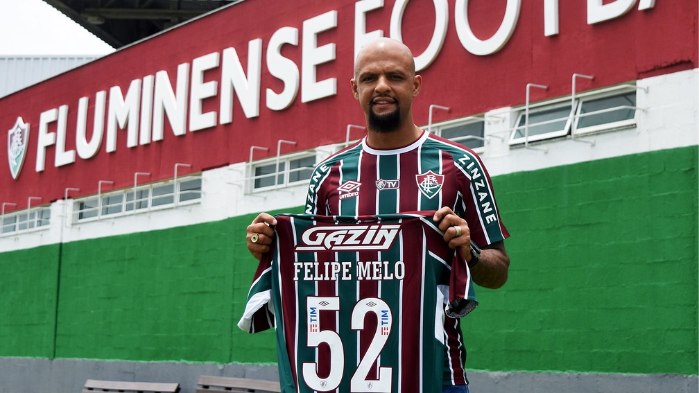 Após ter oferta do Inter, Felipe Melo é anunciado oficialmente pelo Fluminense e promete: "Será minha segunda pele" Felipe Melo
