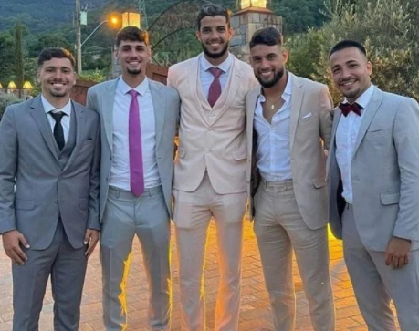 Em Gramado, jogadores do Inter aproveitam folga e prestigiam casamento de Víctor Cuesta; confira fotos Inter