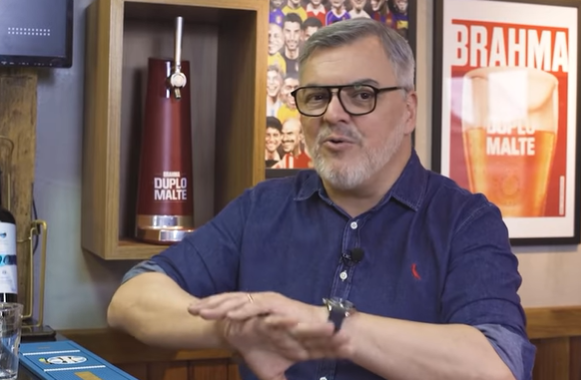 Meneghetti diz que sofreu "tentativa de intimidação" de Rafinha e recorda reação após crítica forte de Renato Meneghetti