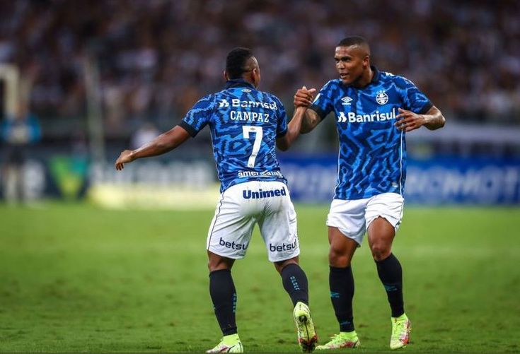 Campaz Douglas Costa