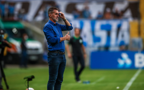 Deserto de ideias, perda de tempo e risco de não subir: imprensa gaúcha amplia críticas sobre Mancini no Grêmio Vagner Mancini