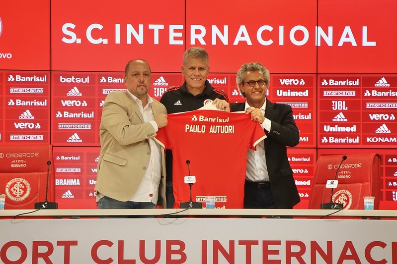 Com ídolos históricos do Inter, site lista cinco nomes que podem substituir Paulo Autuori na direção de futebol Paulo Autuori - Inter