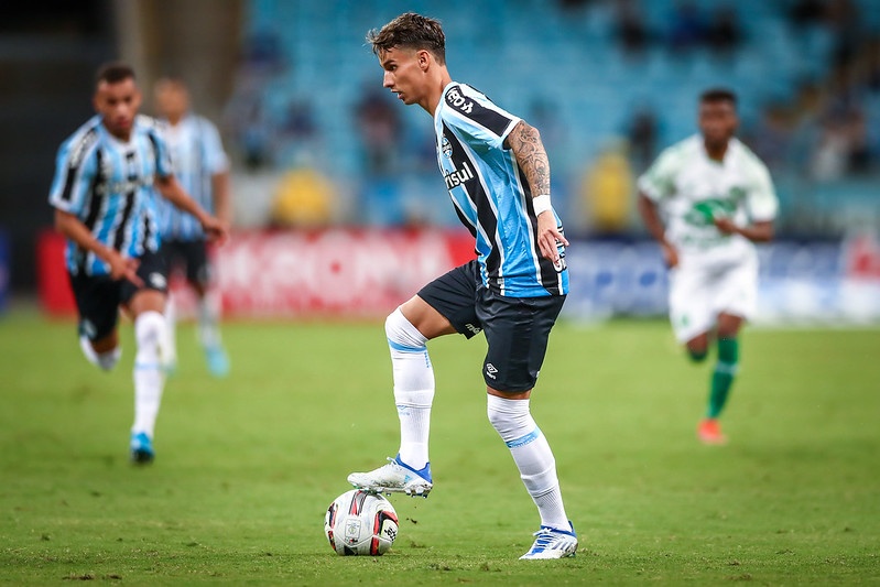 Ferreira expõe frustração e deixa cobrança ao Grêmio após segunda decepção na Série B: "Não pode acontecer" Ferreira