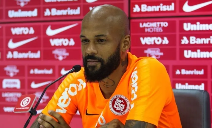 Bruno Silva confia em "grande Brasileirão" com o Avaí e admite que queria mais tempo no Inter: "Fui muito feliz no clube" Bruno Silva pelo Inter