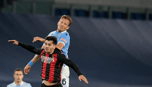 Lucas Leiva Grêmio Reforço