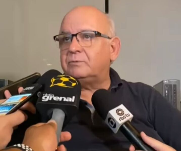Bolzan repercute resultados da rodada e promete comemoração discreta se Grêmio subir neste domingo Bolzan - Grêmio