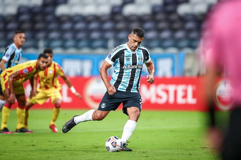 As maiores goleadas do Grêmio em competição nacional, estadual e internacional Goleadas do Grêmio Diego Souza