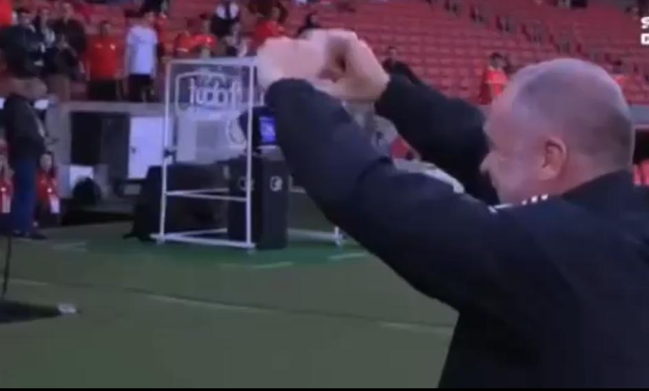 Protestos da torcida e corações de Mano: como foi a vitória do Inter sobre o Fluminense no Beira-Rio Mano Inter