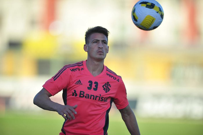 Com dúvida no meio e Romero no ataque, veja provável Inter, horário, onde assistir e arbitragem contra o Melgar Romero Inter