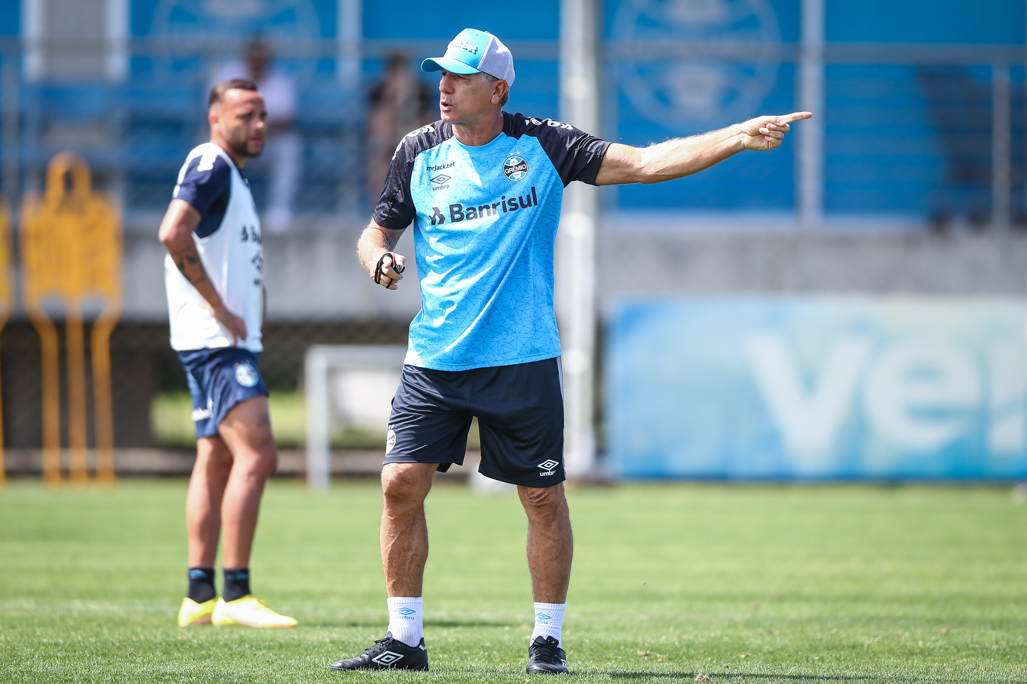 Como foi a primeira reunião da nova direção do Grêmio com Renato Portaluppi no Rio de Janeiro Renato - Grêmio