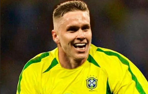 Alemão Ronaldo? Perfil oficial do Inter faz montagem com o centroavante após gol e brinca: "Alô, Tite!" Alemão