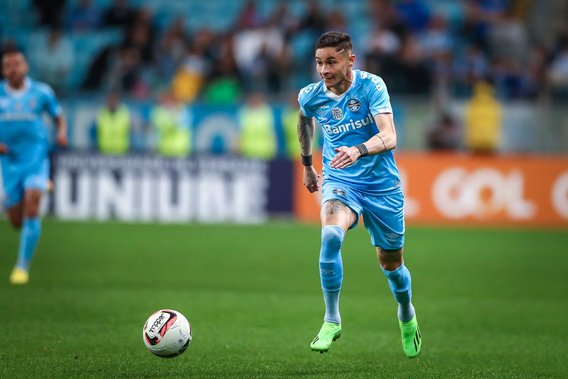 Diogo Barbosa confirma que Renato deu "dura" após recente derrota do Grêmio: "As coisas vão ser diferentes" Diogo Barbosa