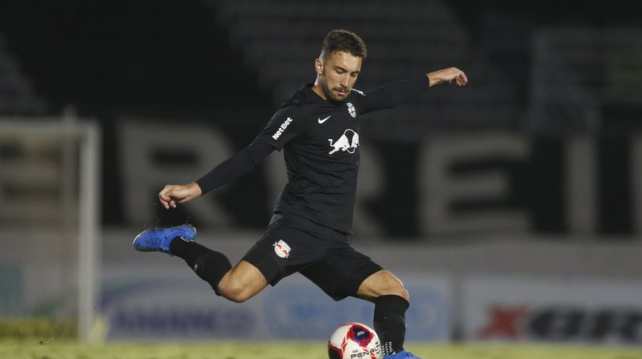 Velho conhecido, Léo Ortiz diz o que pensa do atual time do Inter e elogia trabalho de Mano: "Jogando muito bem" Léo Ortiz