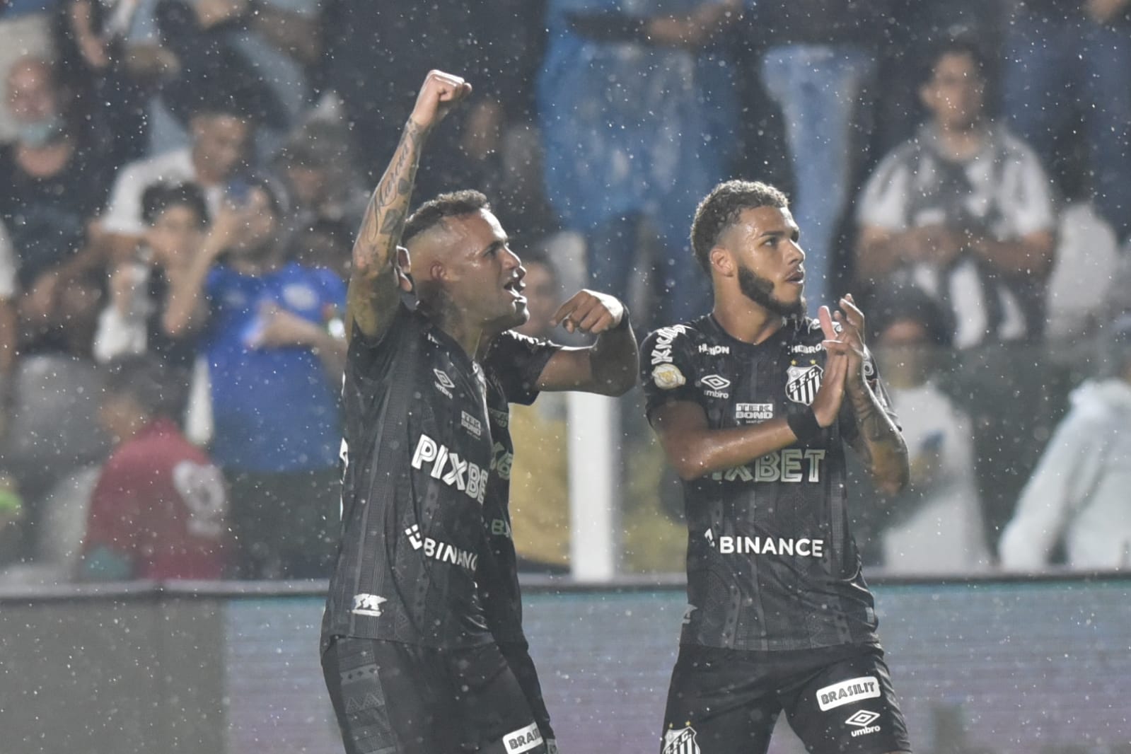 Santos encaminha decisão sobre Luan, que não agrada e volta à "estaca zero" na carreira Luan - Santos