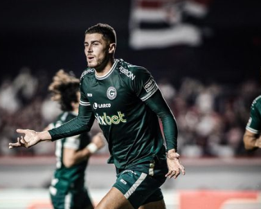 Cotado na dupla Gre-Nal, Pedro Raul sonha com a Seleção já em 2023 e promete estar no auge; saiba valores do jogador Pedro Raul