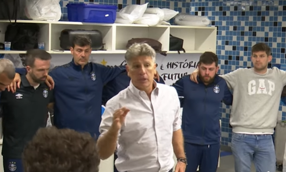 "Olhem a energia dessa torcida": os discursos de Renato no vestiário antes e depois da vitória do Grêmio Renato - Grêmio