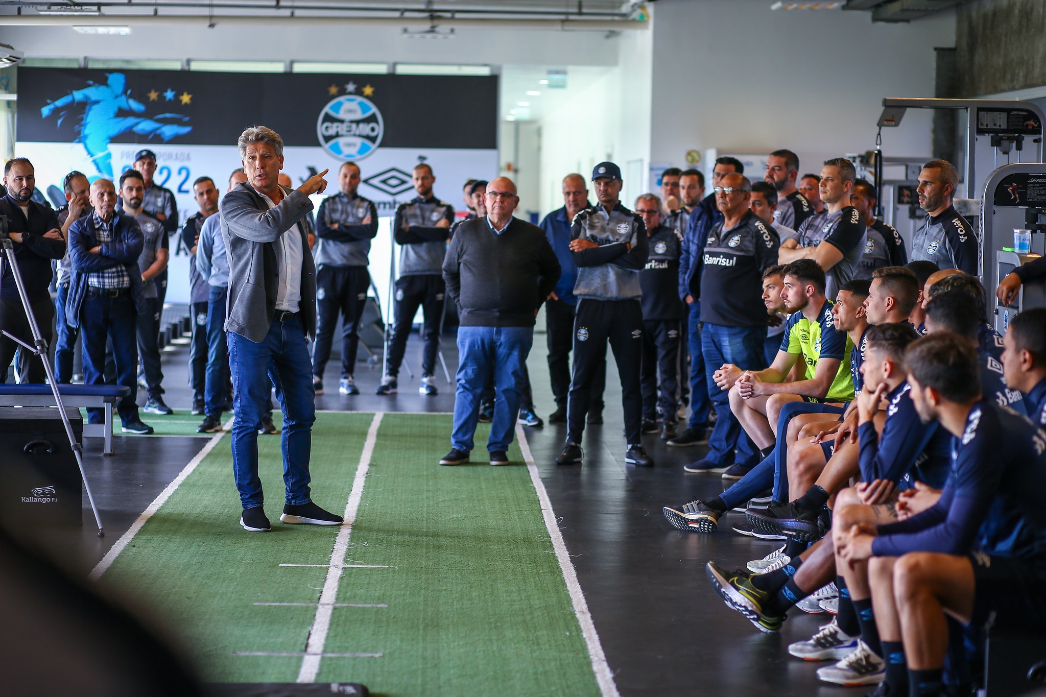 Lista de relacionados de Renato indica sequência para Diogo Barbosa; Jhonata Robert e jogador pivô de polêmica voltam Renato - Grêmio