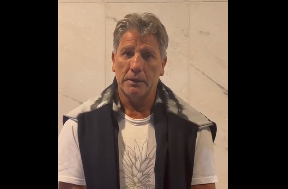 Renato se manifesta pela primeira vez após retornar ao Grêmio e garante acesso à Série A: "Vamos voltar" Renato
