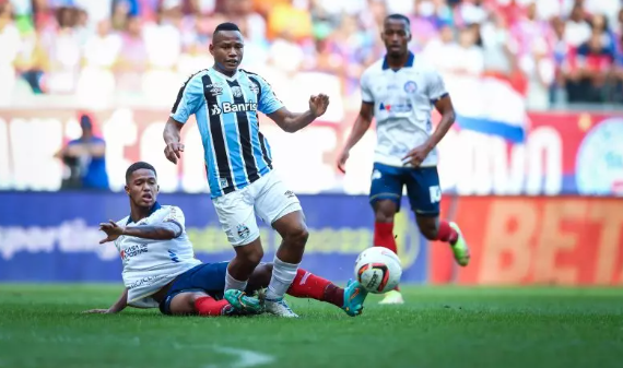 Perto do acesso, mas...: o "drama" que liga Grêmio e Bahia antes de novo encontro pela Série B Bahia x Grêmio