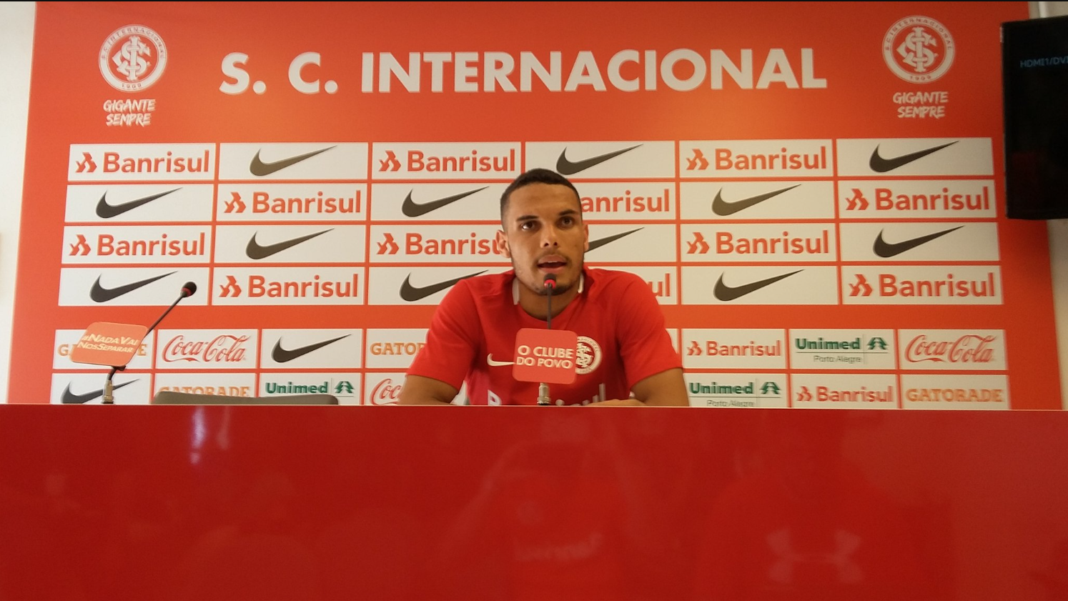 Do futebol árabe: ex-Inter é anunciado pelo Cruzeiro como novo reforço para 2023 Neris Inter Cruzeiro