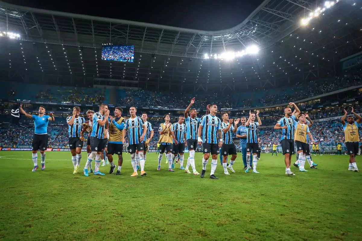 Grêmio projeta volta de dois jogadores para a próxima semana, mas perde mais um por lesão Grêmio