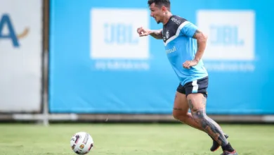 Vina tem agradecimento especial a dois jogadores do Grêmio por sua rápida adaptação no clube Vina pelo Grêmio