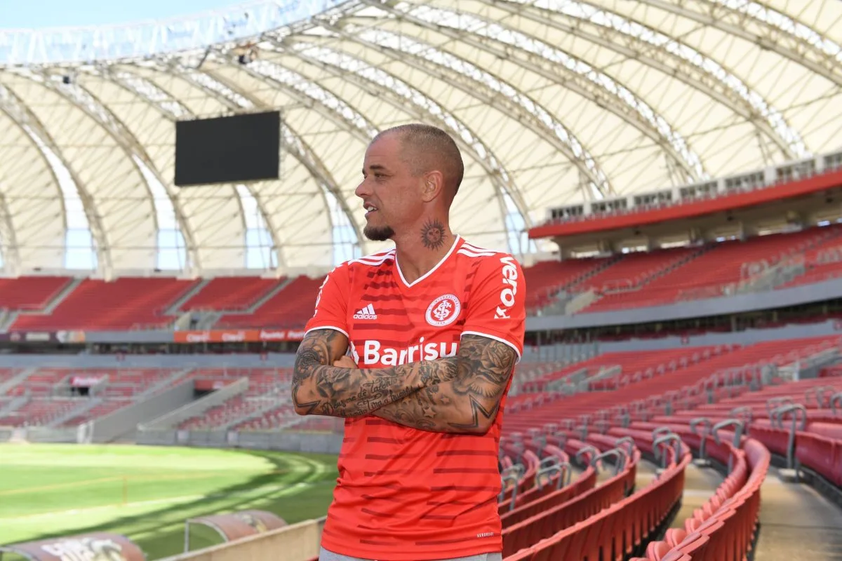 Inter vê D'Alessandro estar chateado
