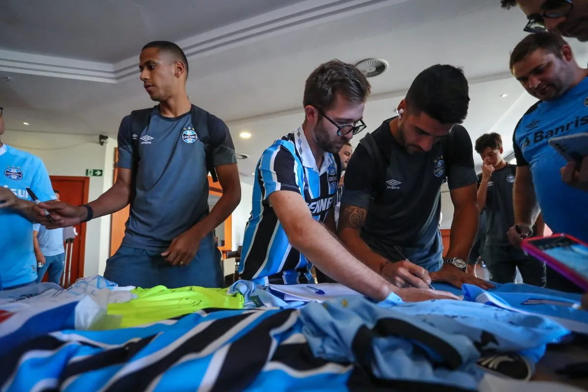 Antes de segunda final pelo Grêmio, Suárez manda recado para a torcida nas redes: "Todos juntos" Suárez