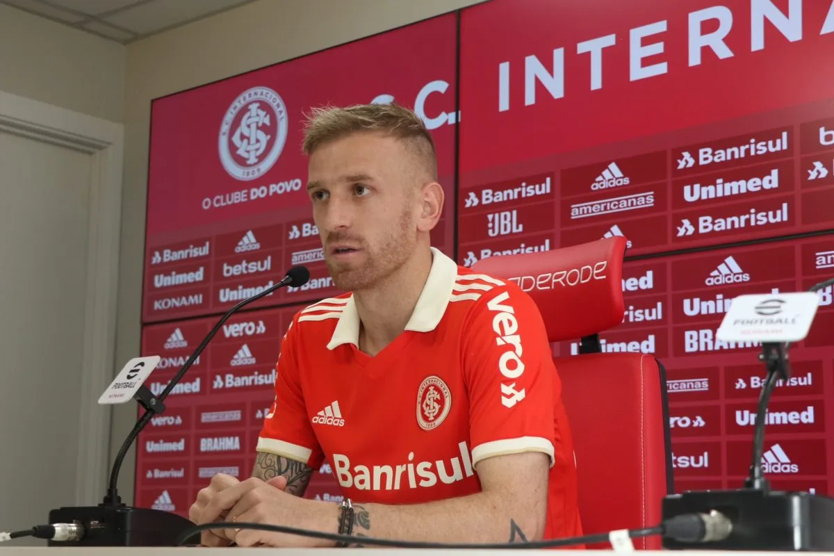 Aguardado no Inter, Campanharo se despede de atual clube e recebe comentário de Pedro Henrique Inter